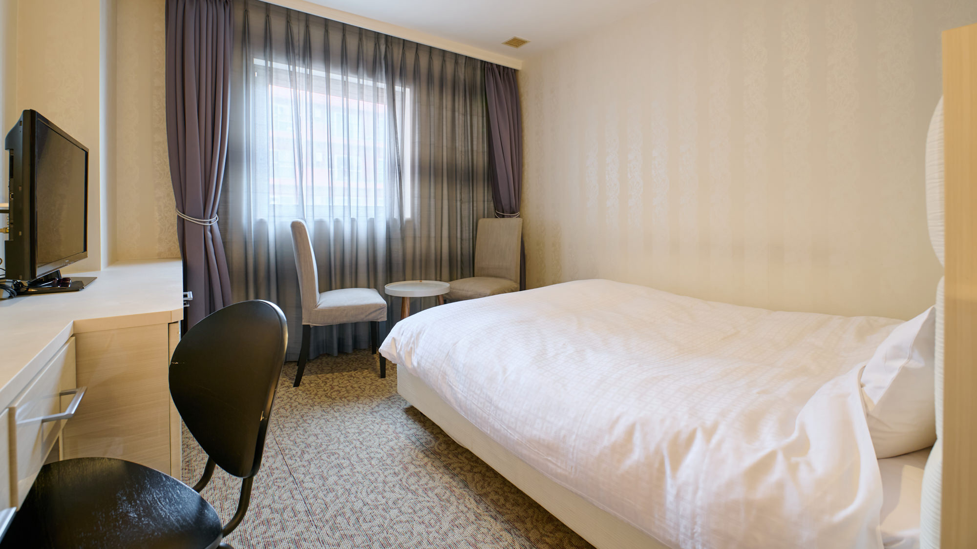 【ソファ有スーペリア】20平米/ユニットバス