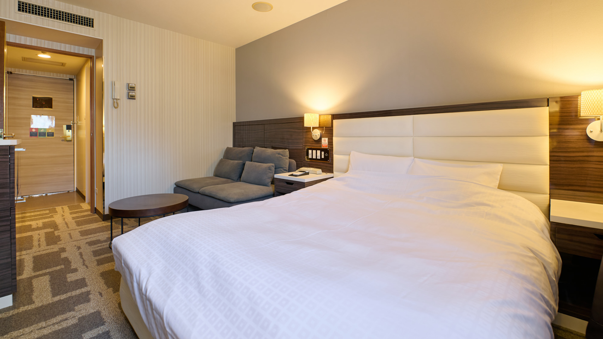 【ソファ有スーペリア】20平米/ユニットバス