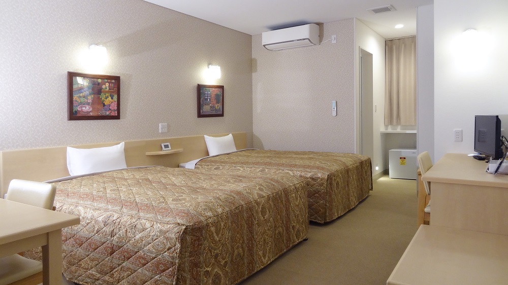 ツインルーム【喫煙可】