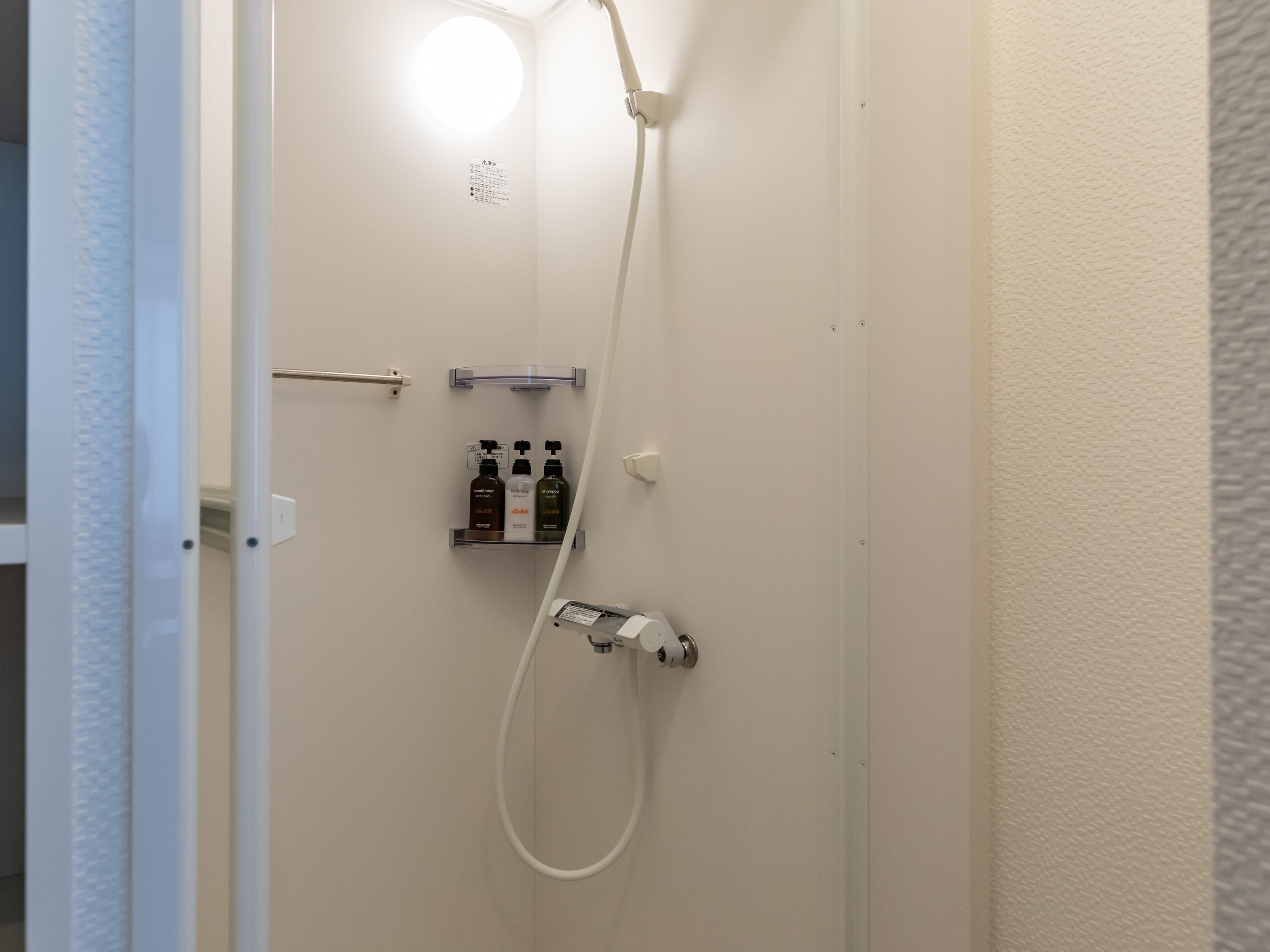 【禁煙】ダブルルーム　　シャワー