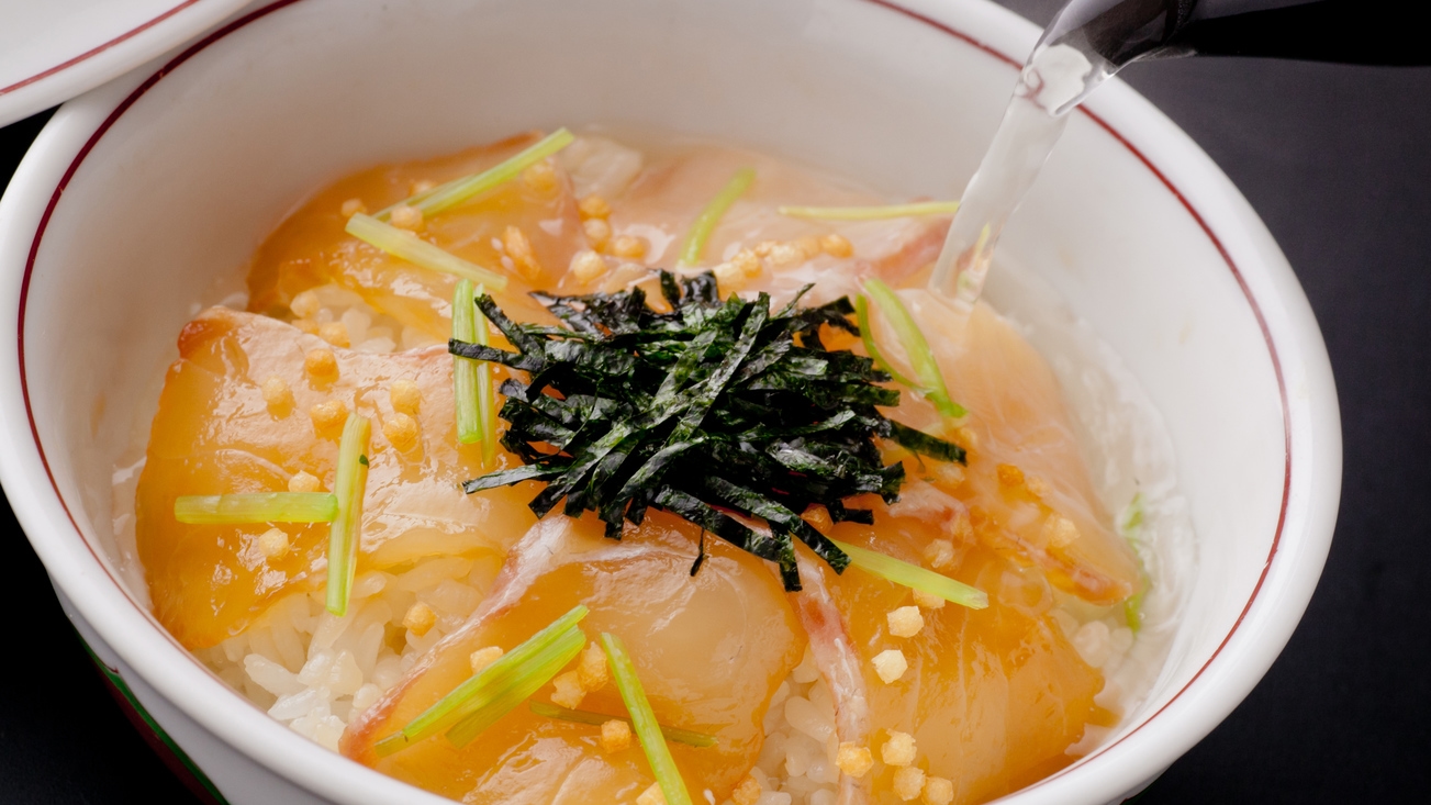 【露天風呂付き客室で味わう月光園特製「満月」会席／部屋食】旬の食材を愉しむ特別会席で舌鼓