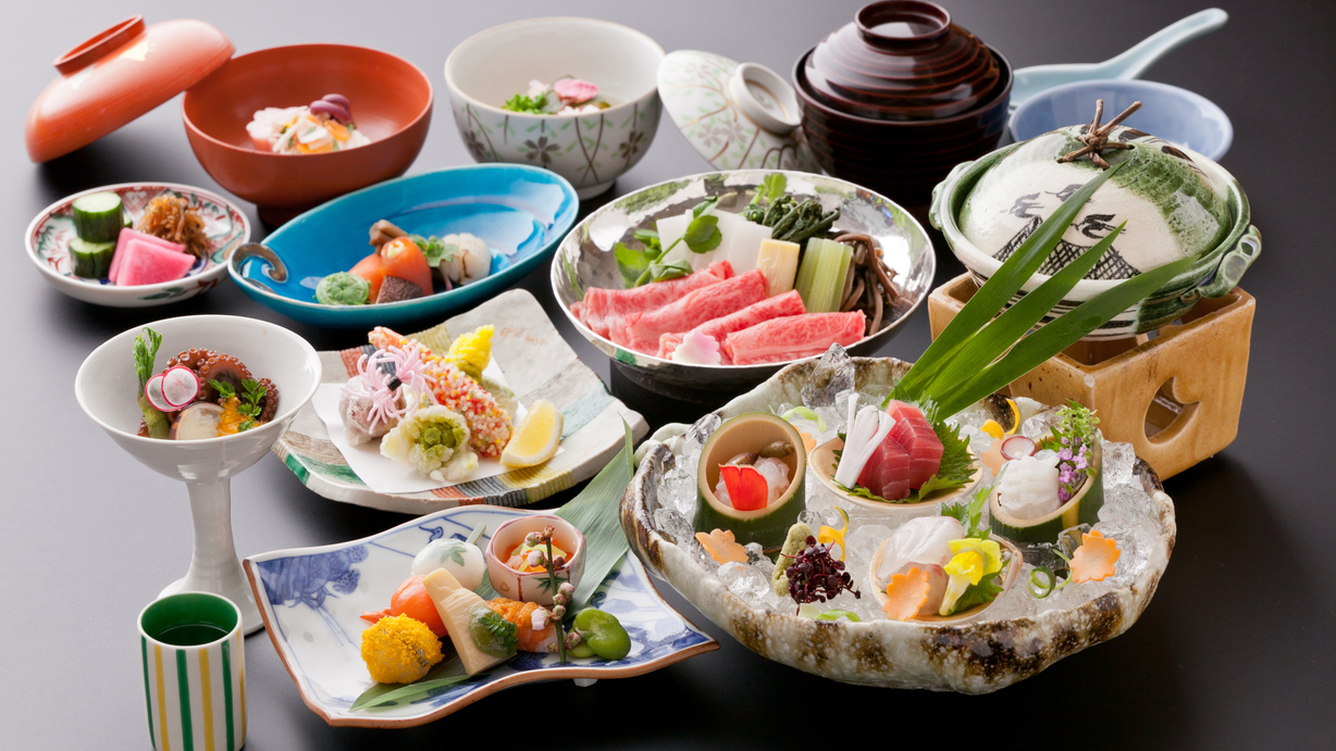 夕食（京風会席）◆和室にご宿泊のお客様は、基本的に【夕朝食ともに部屋食】です。※プランにより変更あり