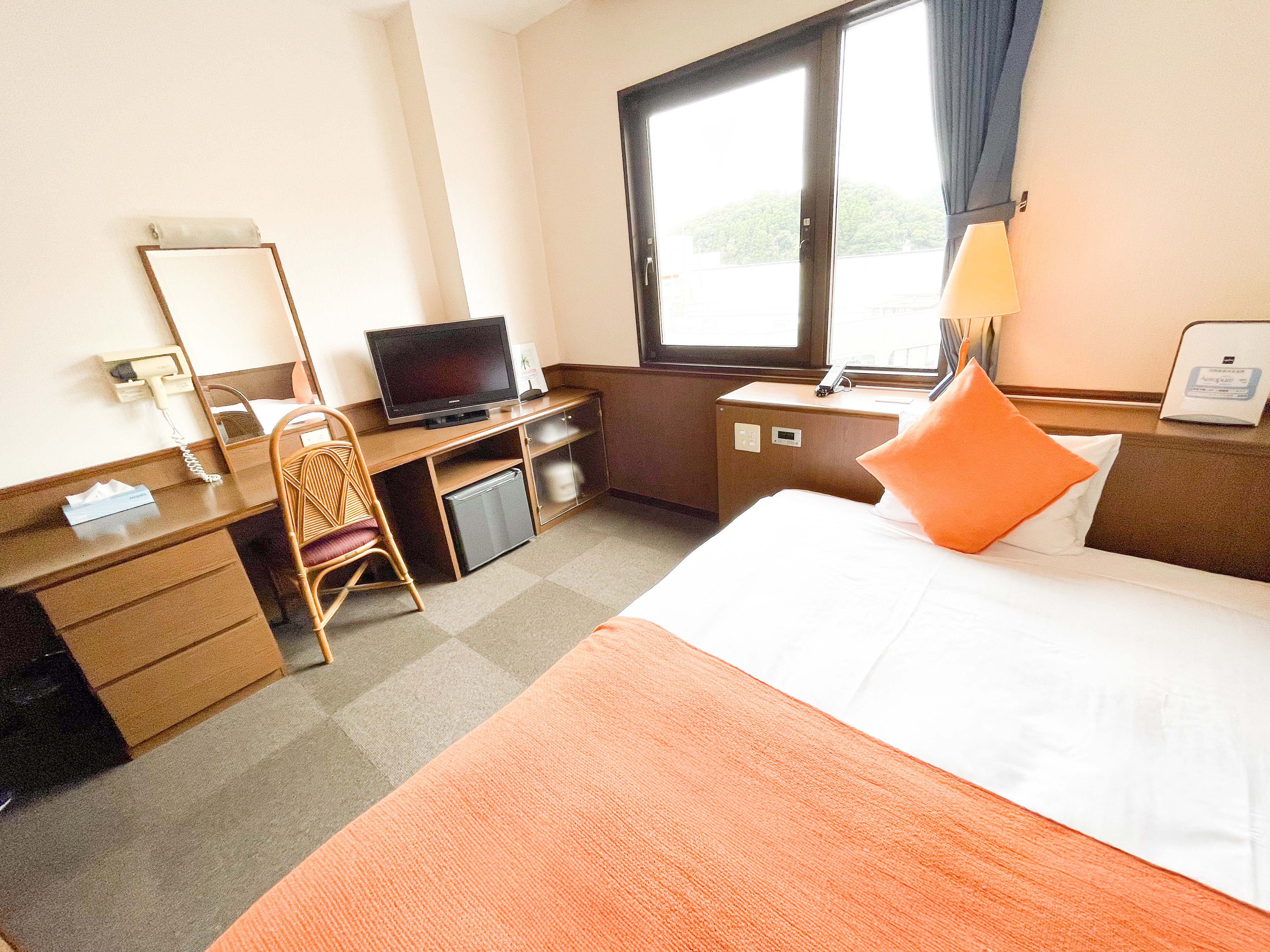 シングルルームB