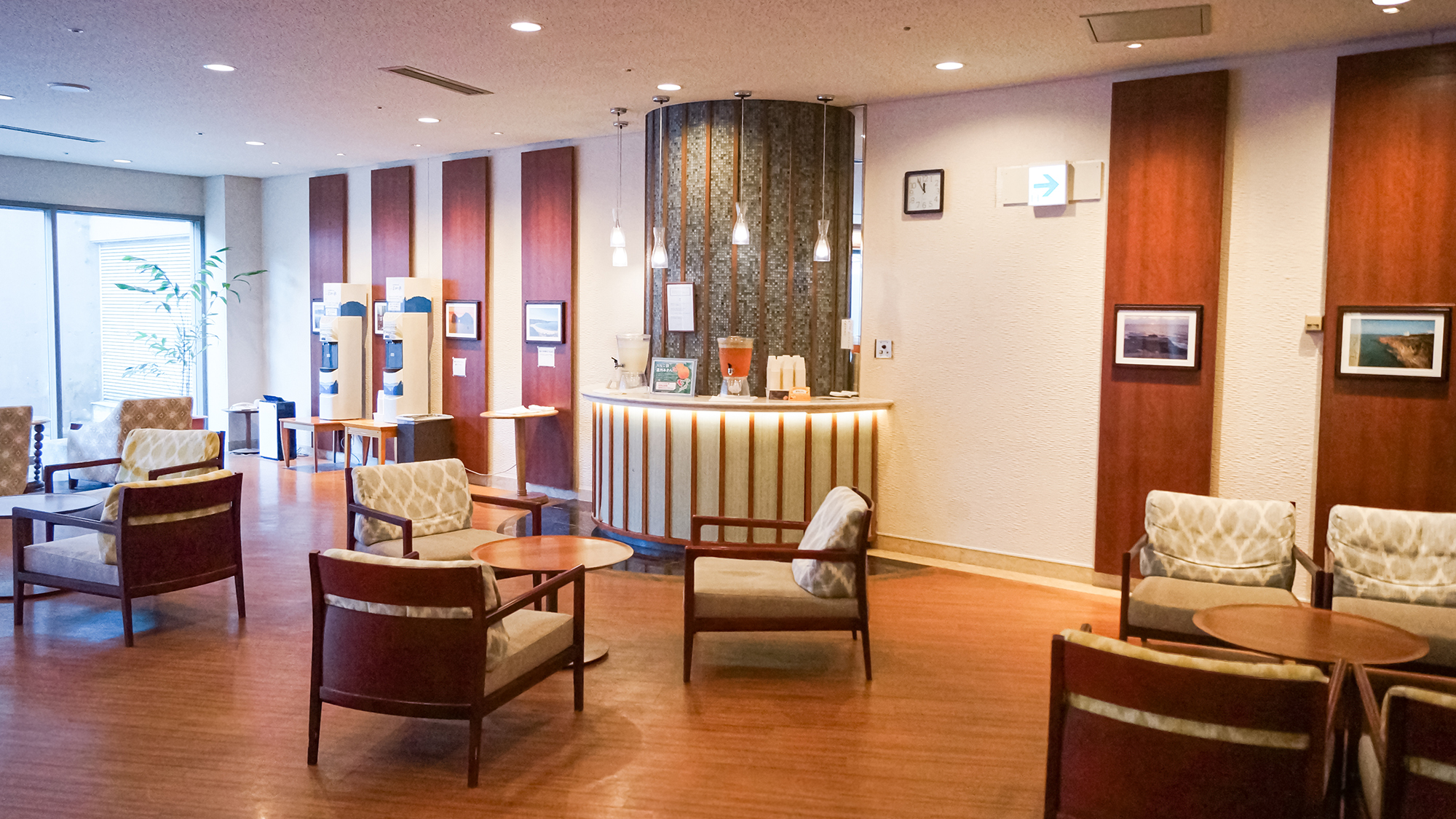 リビングラウンジ