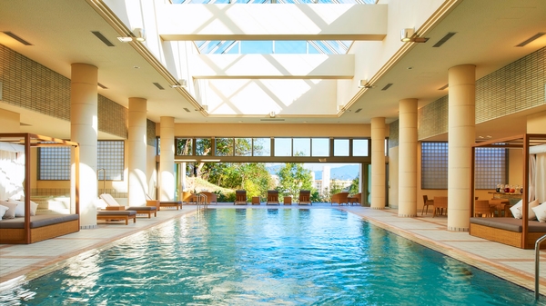 室内プール(白浜古賀の井)