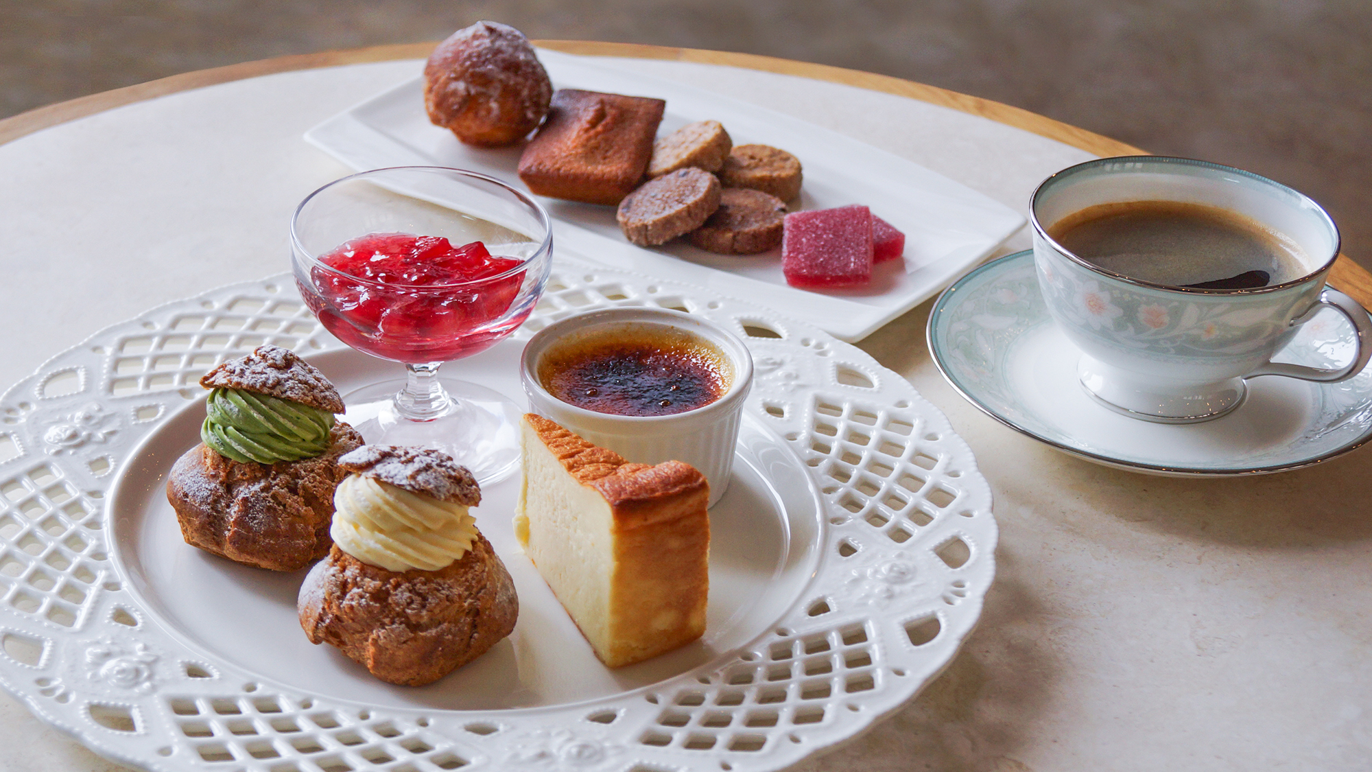 1日限定CHOUXコラボイベントスイーツプレート※イメージ