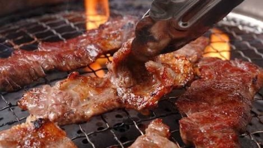 古民家で楽しむBBQ♪器材レンタル受付中。食材は調味料はお好みでお持ち込みください。