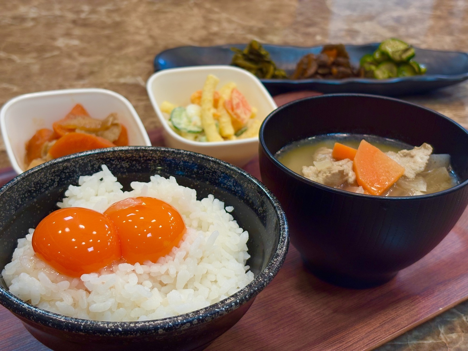 ★朝食付★〈迷ったらコレ！スタンダードシングル〉こだわりの卵かけご飯！具だくさん豚汁