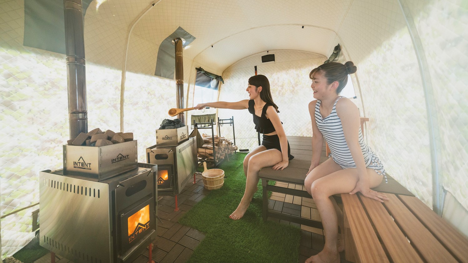 【サウナイキタイ】緑豊かなやんばるを背景にバレル＆テントサウナ＜朝食付・スパ1回・サウナ＞