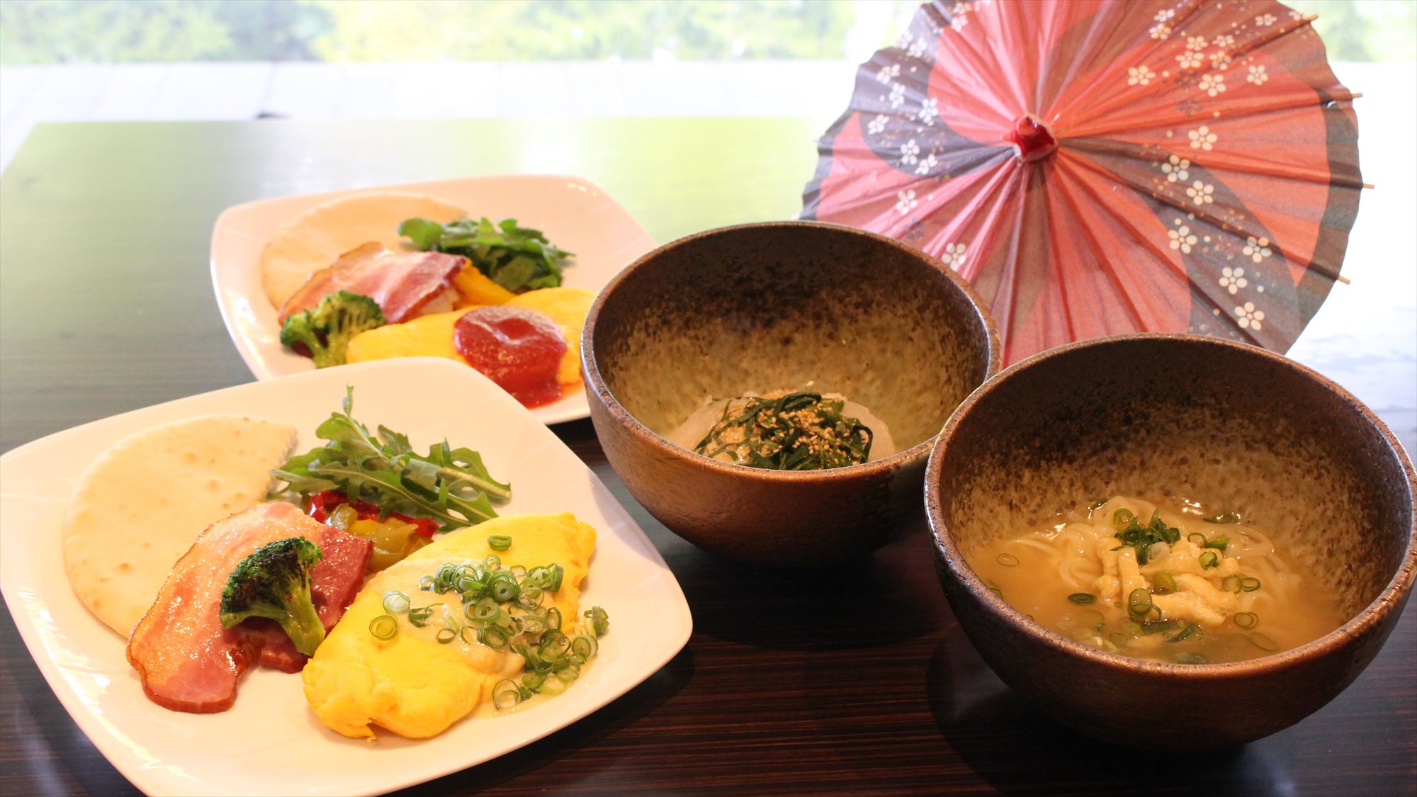 オルティーヴォ朝食　選べる3種プレート （オムレツor京風たぬきうどんor鯛茶漬け)