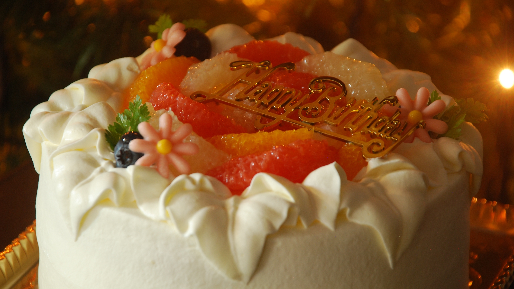 【アニバーサリープラン】ホールケーキで大切な日をお祝い♪特別な一日をお過ごしください。　※イメージ