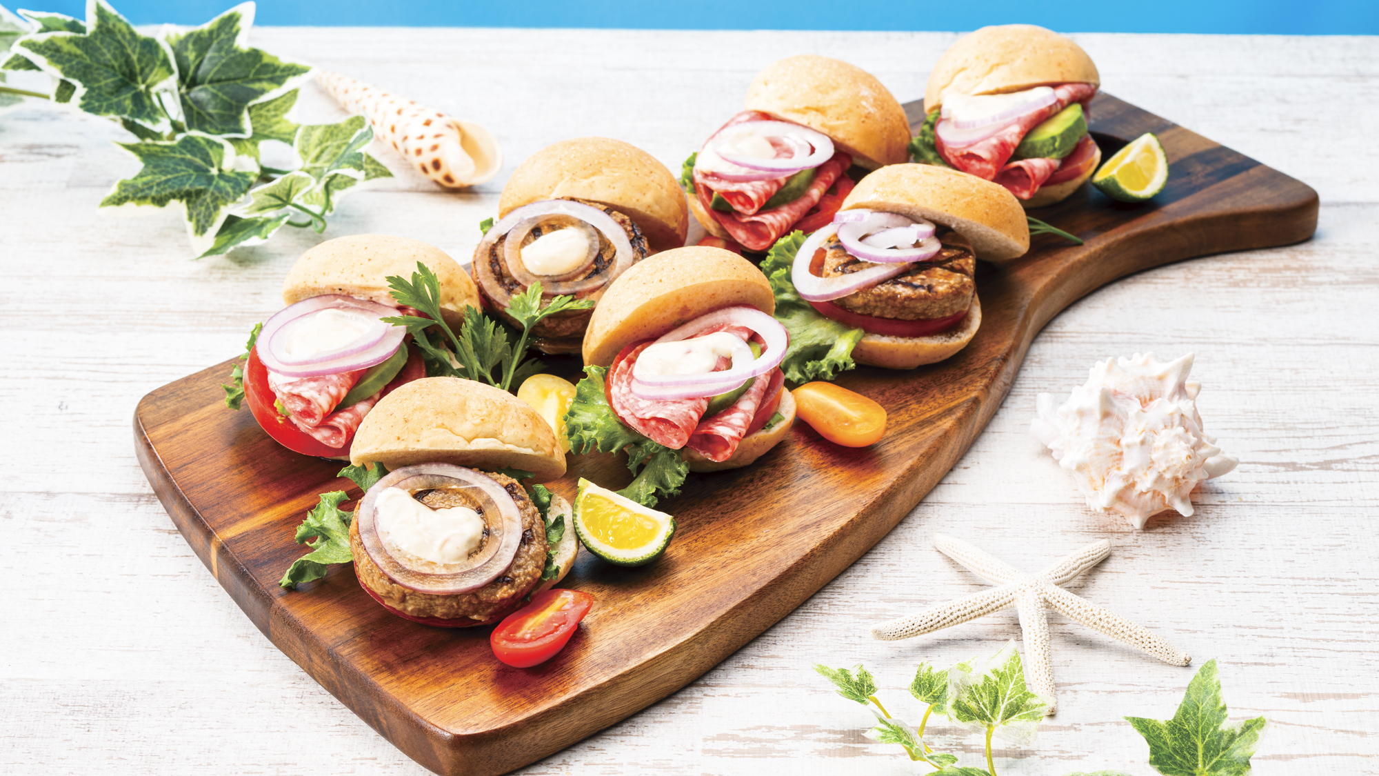 小さな見た目においしさをぎゅっと詰め込んだミニバーガー