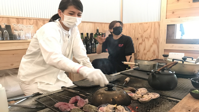 【2食付】現役海女がもてなす海女小屋「なか川」のディナー＆人気ベーカリーの朝食＜10月1日〜＞