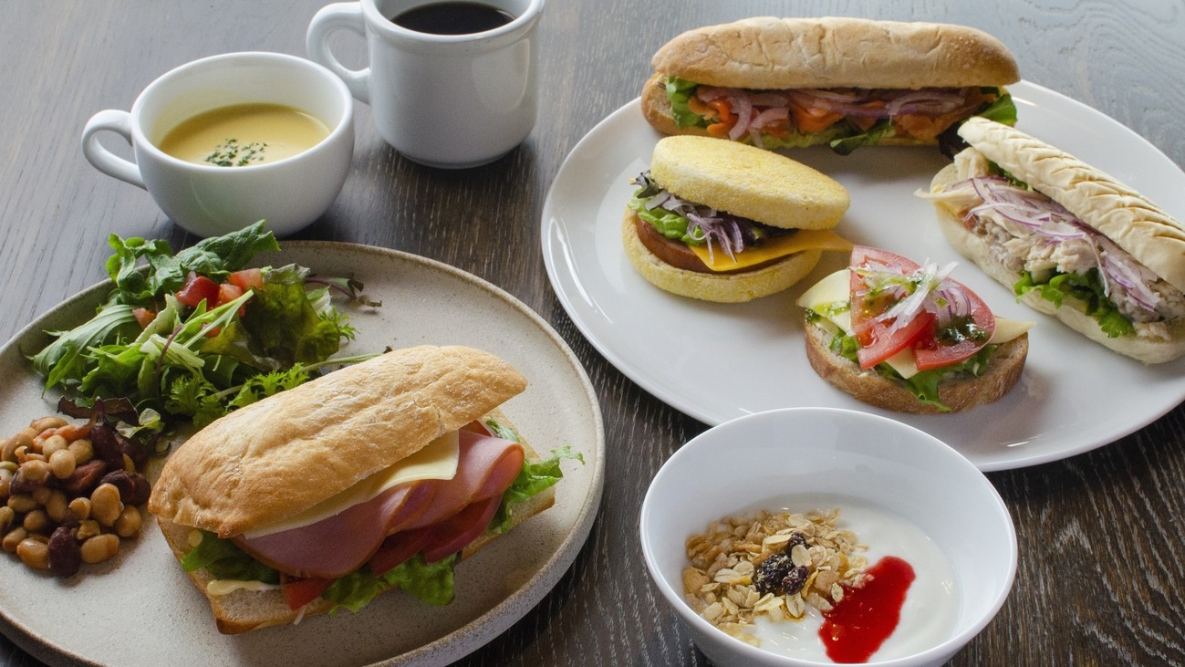 【朝食付】ワンちゃんルーム　農園エリアのイタリアンレストラン「ノウニエール」の朝食＜10月1日〜＞