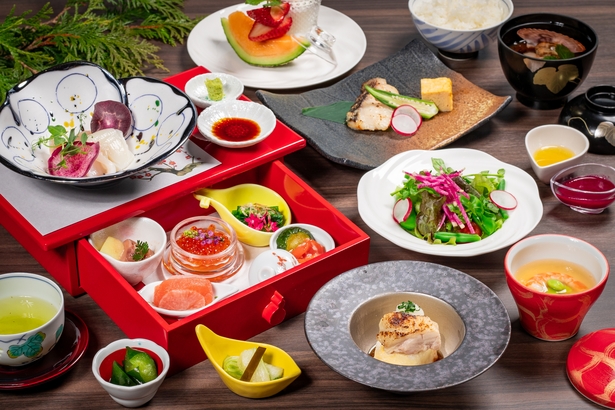【プレミアムスイート/朝食のみ】温泉付き客室とこだわりの朝食で非日常のリラックス時間を