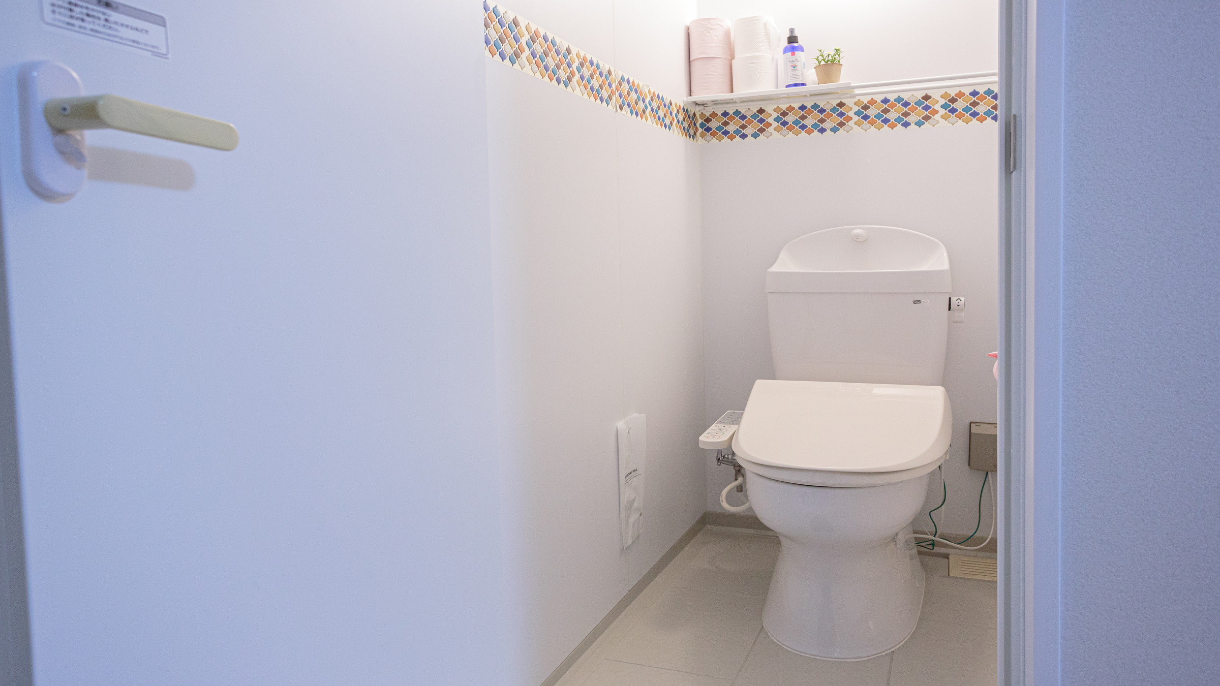 ウォシュレット付きトイレ