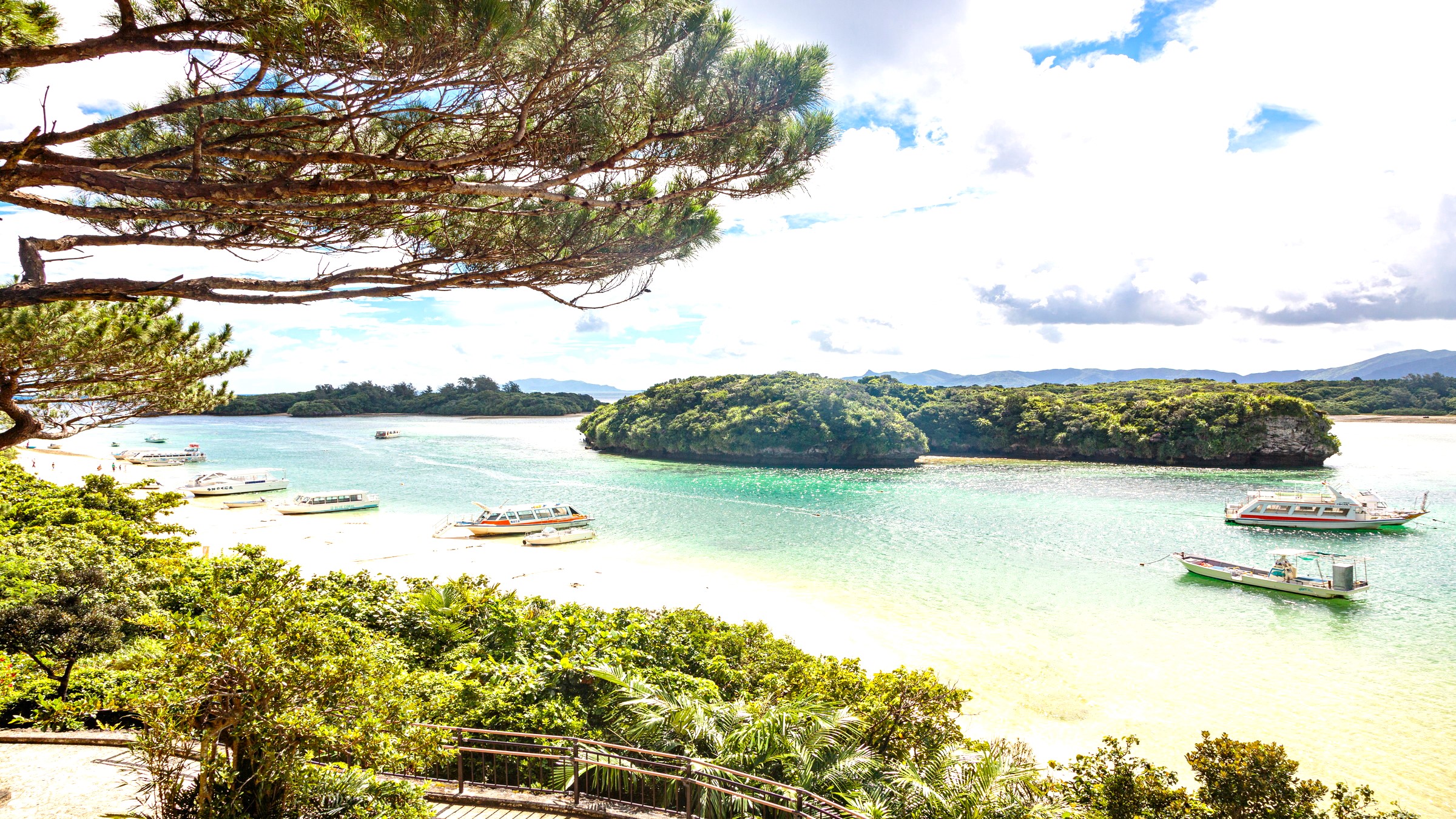 透明度抜群の川平湾