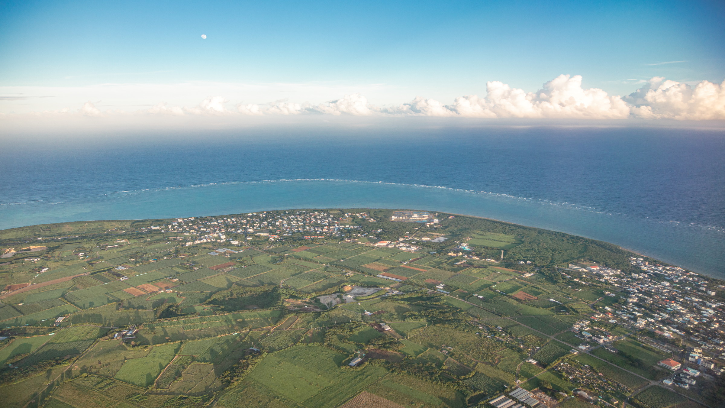 石垣島上空からの景色