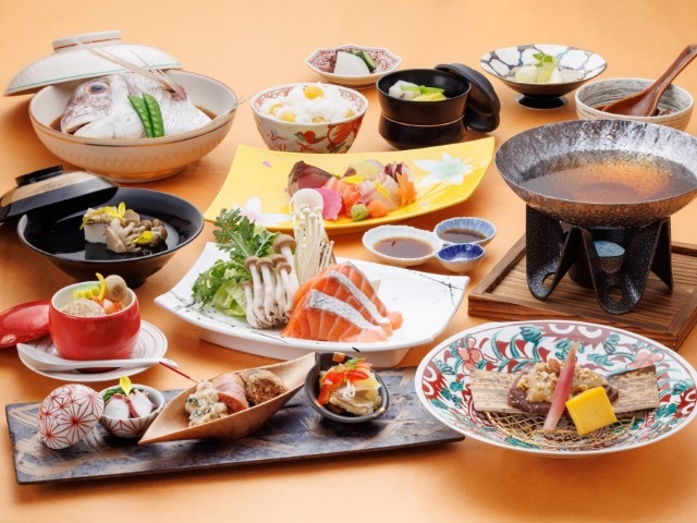 【朝・夕食付】旬の食材で四季を楽しむ！〜秋会席コース付プラン〜】