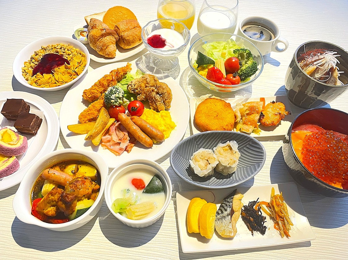 早期割28　- 朝食付 -　 〜和洋約50種の品をビュッフェ形式にて〜