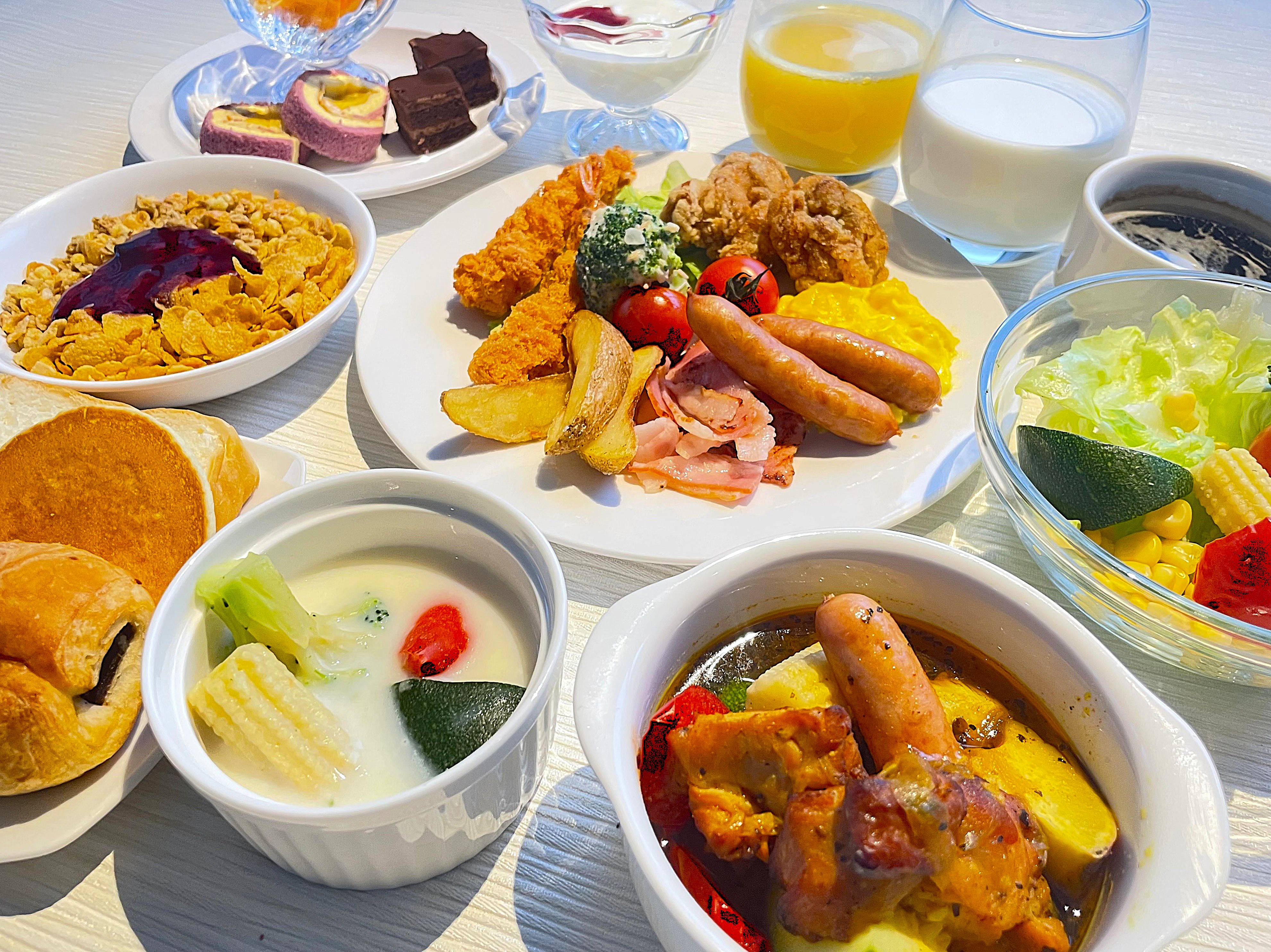 朝食ビュッフェ