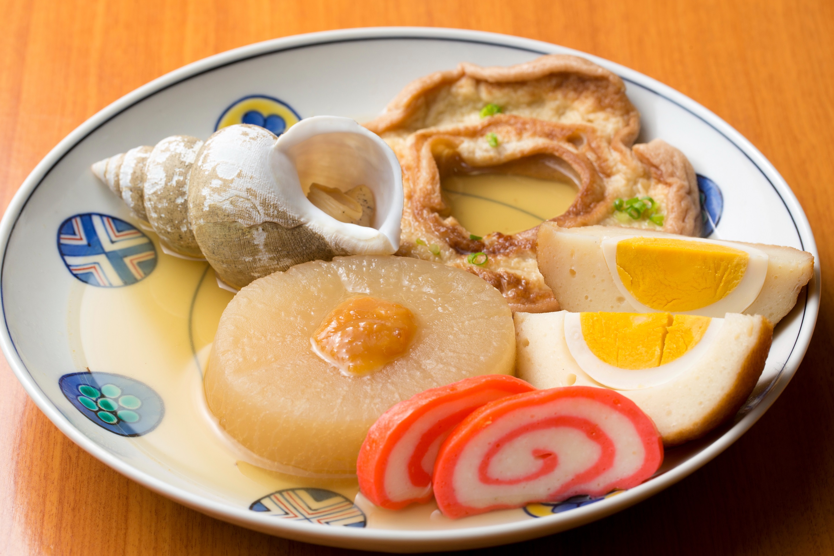 【金沢グルメ・金沢おでん】地元の食材をふんだんに取り入れた郷土色豊かなおでん♪©金沢市