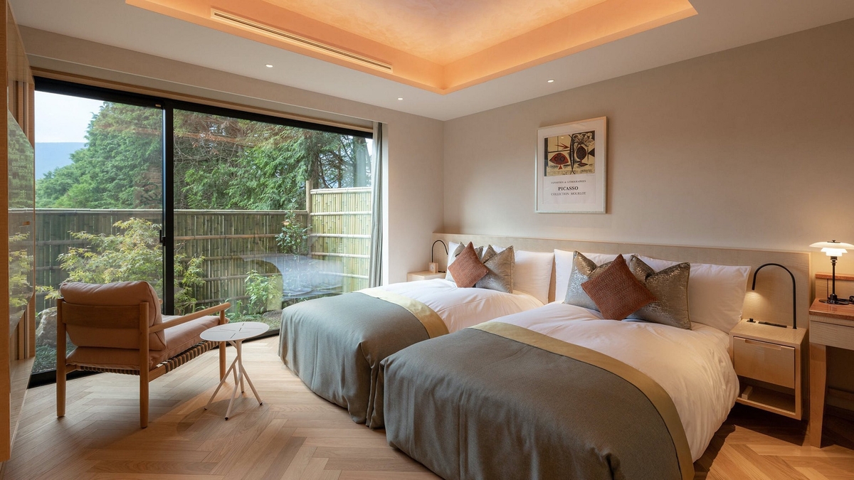 THE HIRAMATSU HOTELS & RESORTS 仙石原(部屋(ベッドルーム))