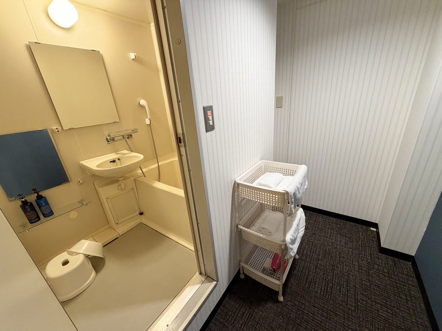 和洋室　浴室　タオルセット