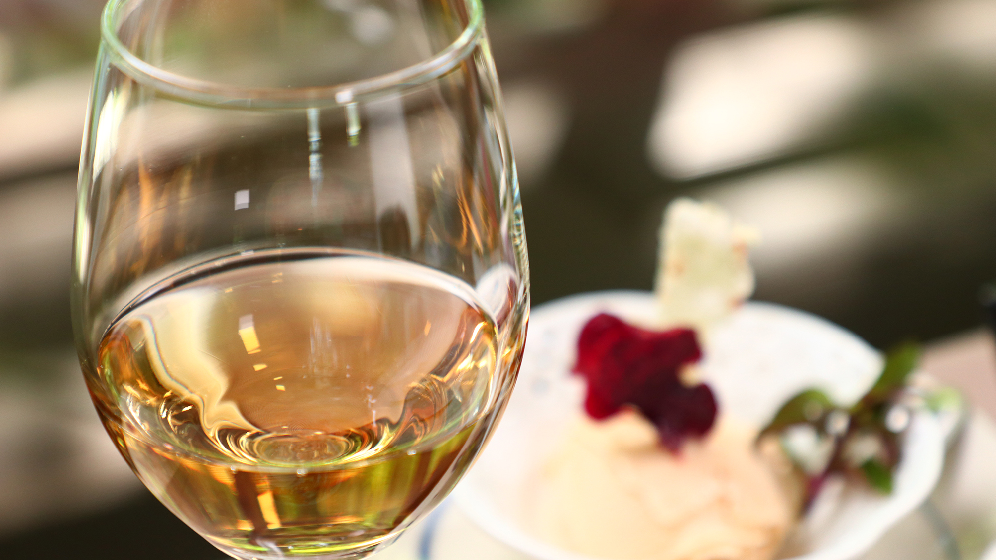 夕食◆ お料理に合うワインをご一緒にいかがですか？