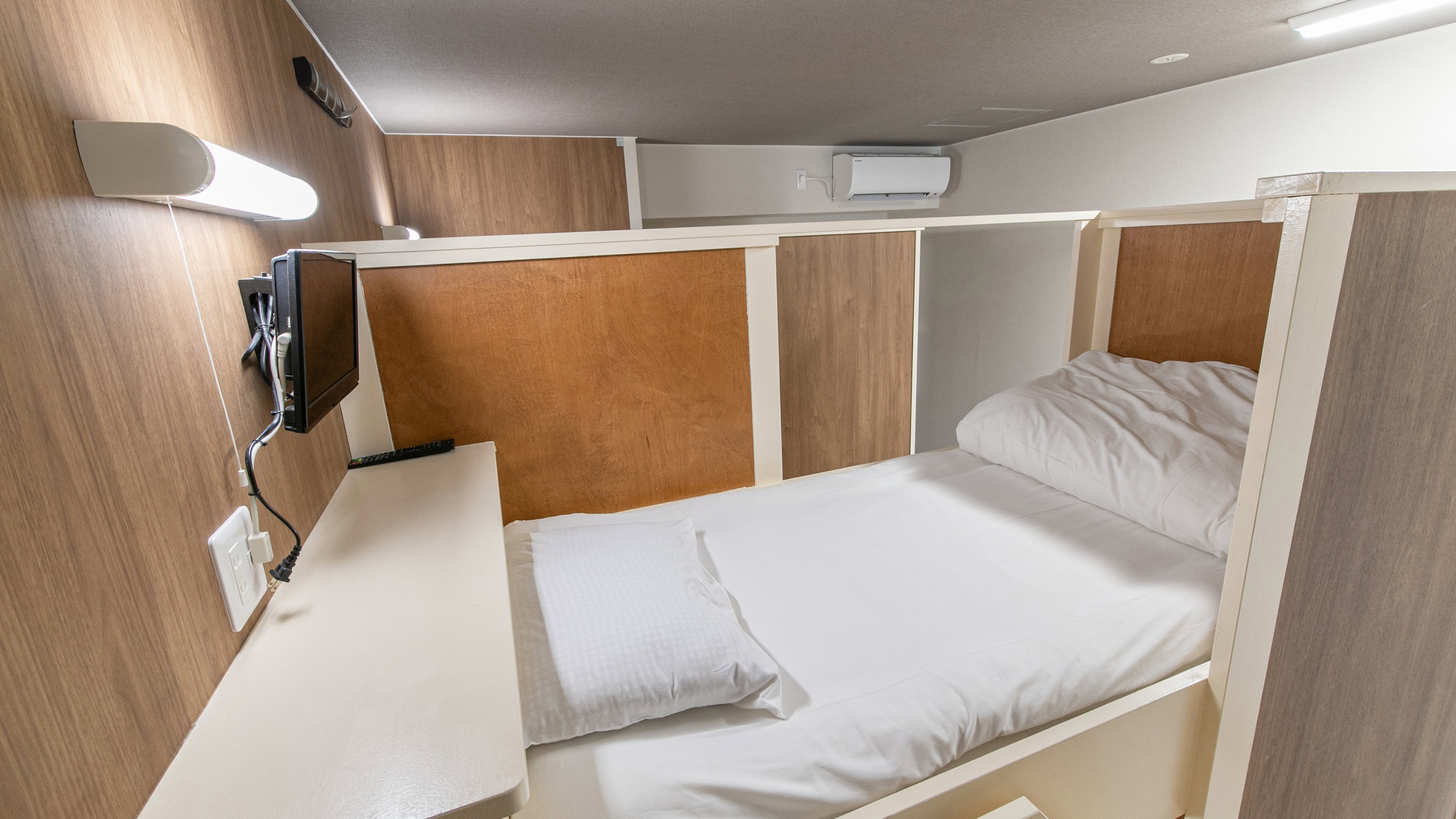 大部屋2段ベッド（バス・トイレ共用）【禁煙】