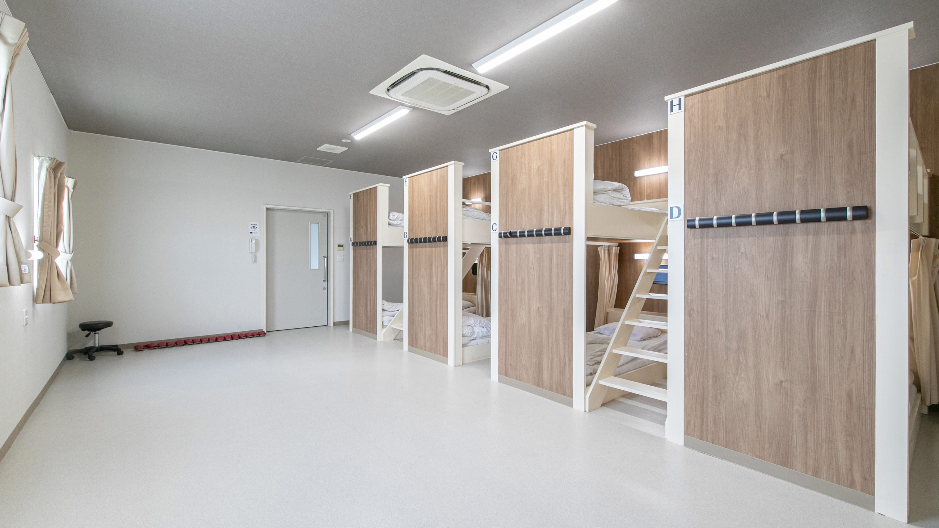 大部屋2段ベッド（バス・トイレ共用）【禁煙】