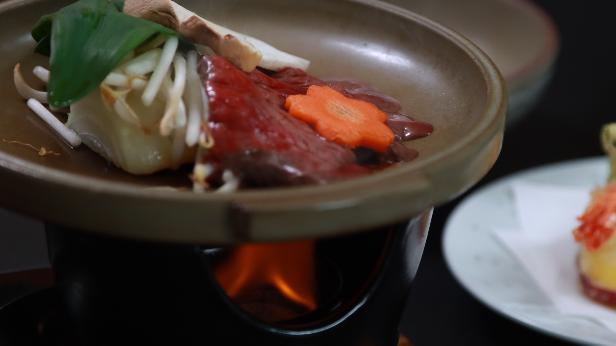 《旬食材を使った とうじ蕎麦》信州牛の陶板焼き×川魚炭火焼き★グレードアップ一泊二食