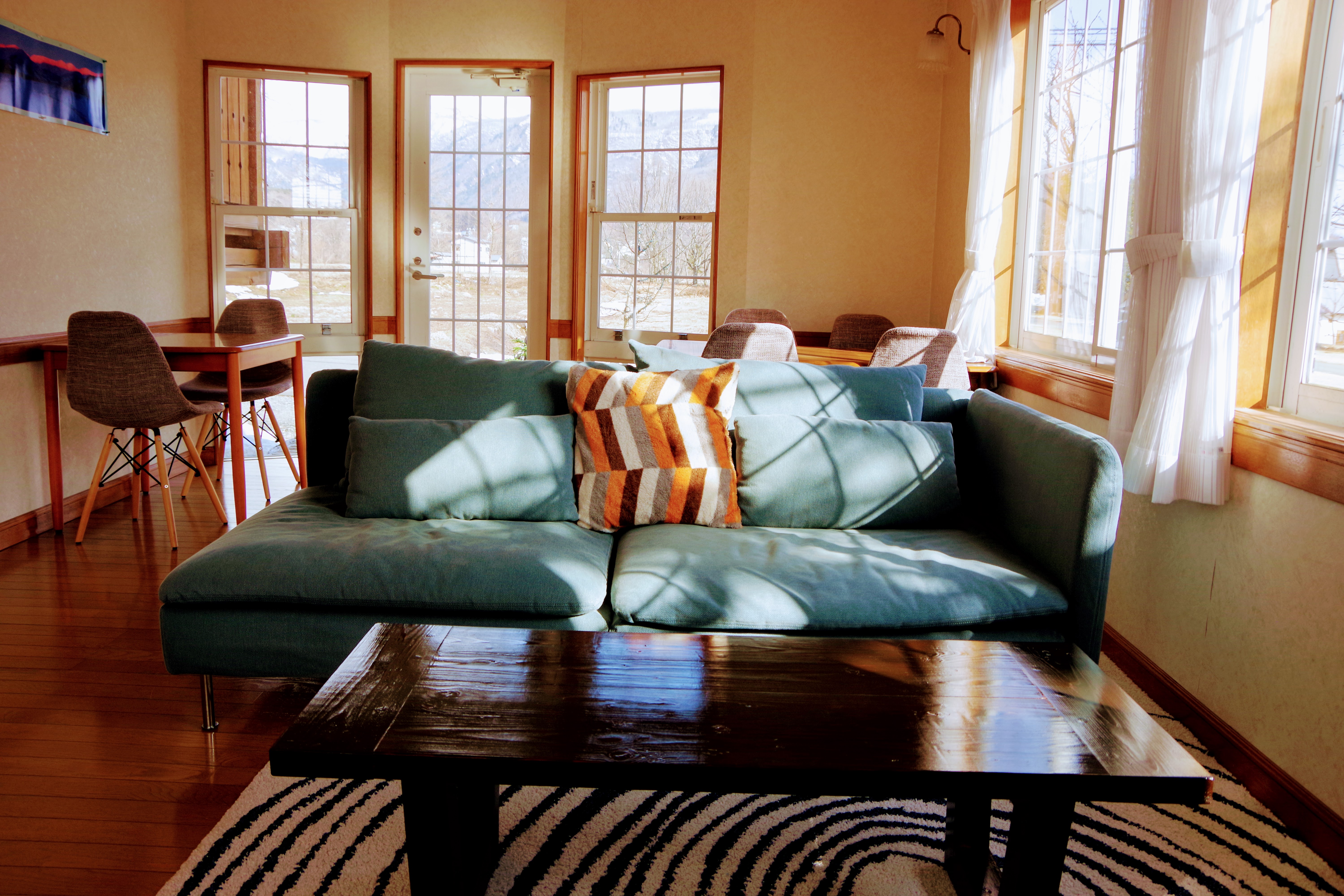 ソファーラウンジ