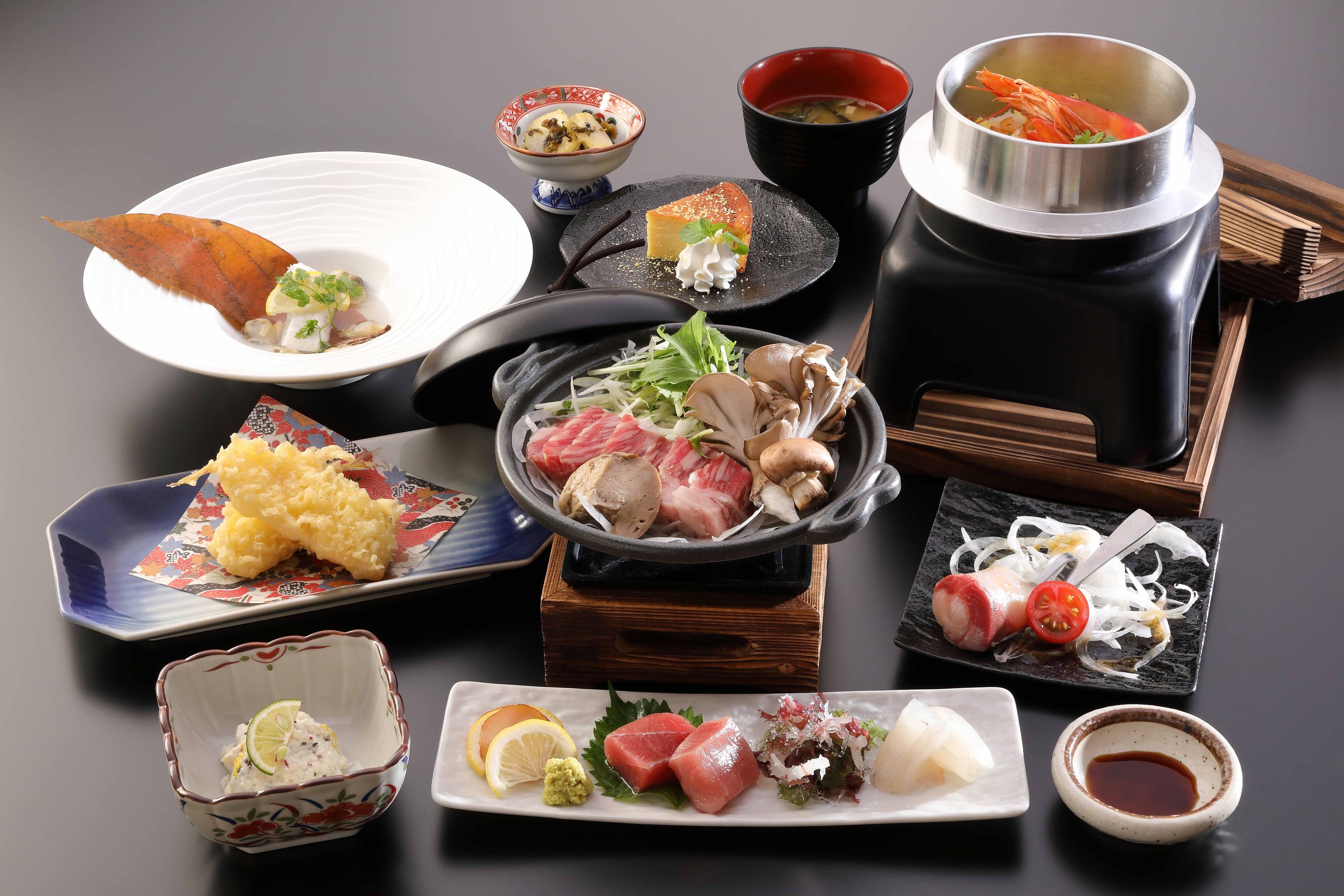 忘年会にピッタリ☆彡冬の食材をつかった料理長創作和洋会席料理と天然温泉を楽しめる一押しプラン！