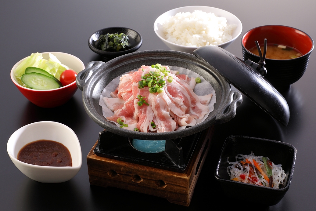 『皆様のおかげです!!楽天アワード受賞記念朝食バイキング＆夕定食付きプラン☆☆☆彡』