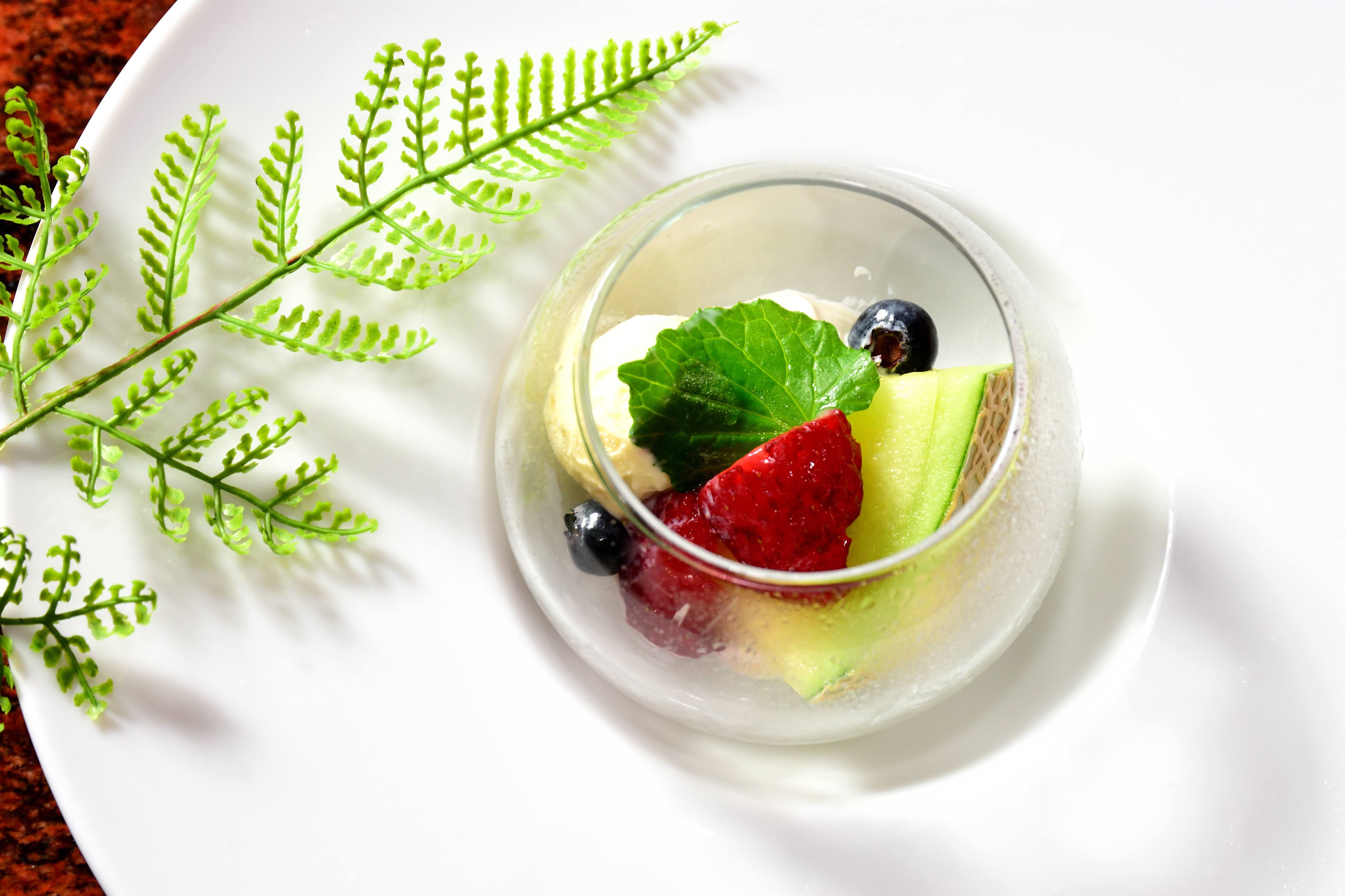 抹茶ババロアとアイス