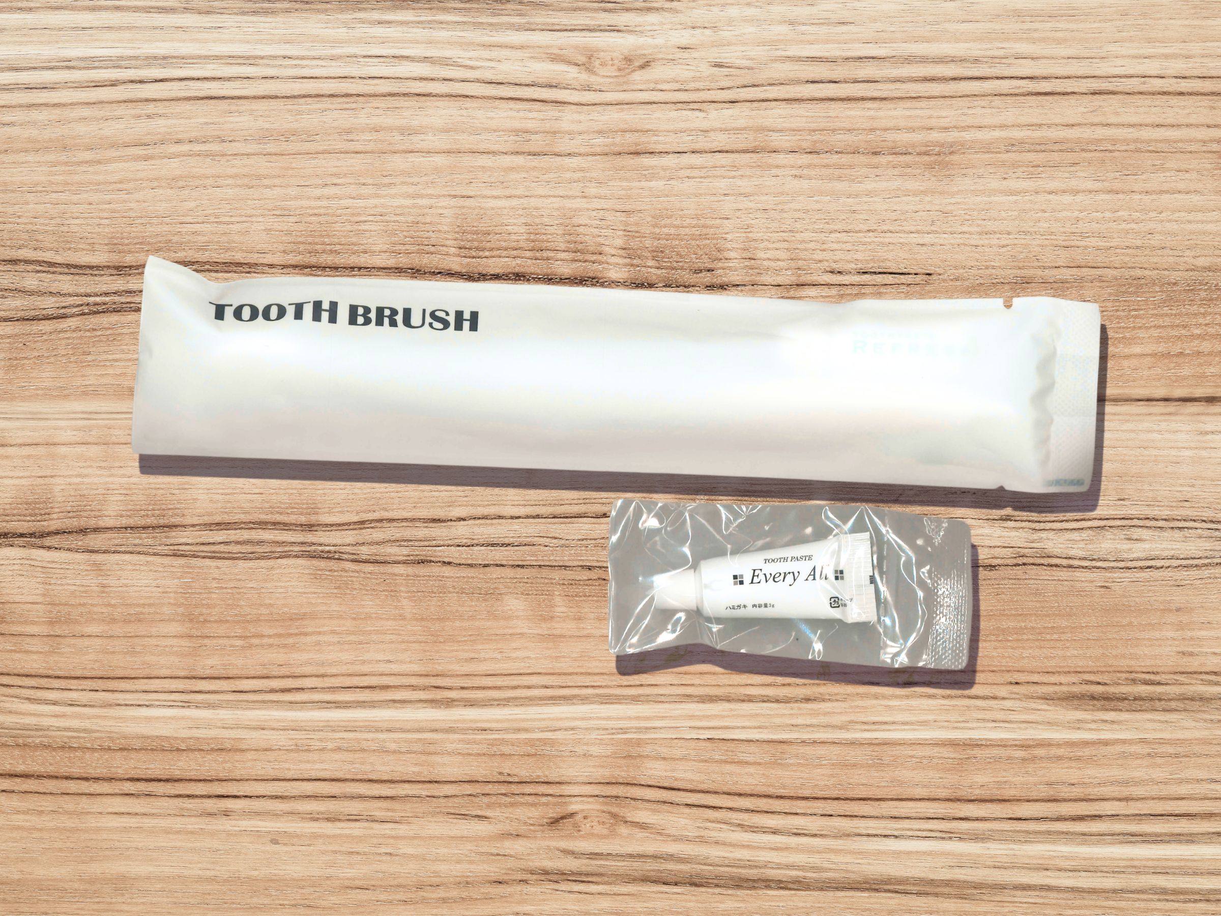 【ハブラシ・歯磨き粉】