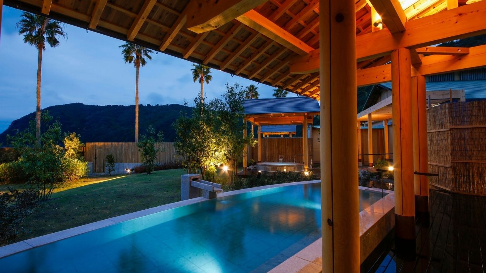 【愛犬と贅沢プラン◆お部屋食】豪華食材を使ったお料理を堪能〈1泊2食〉