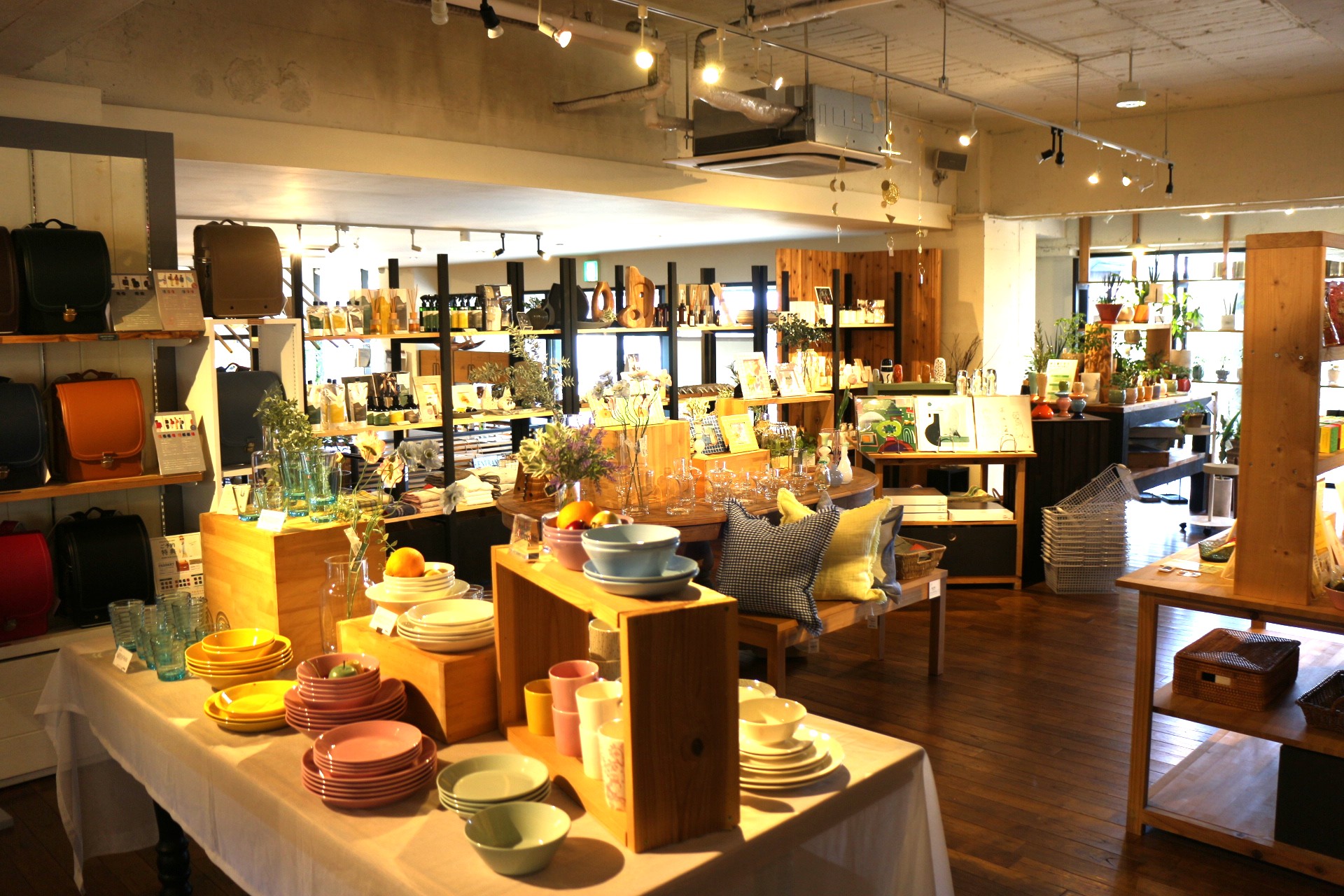 HOTEL S.H.S館内のインテリアショップ