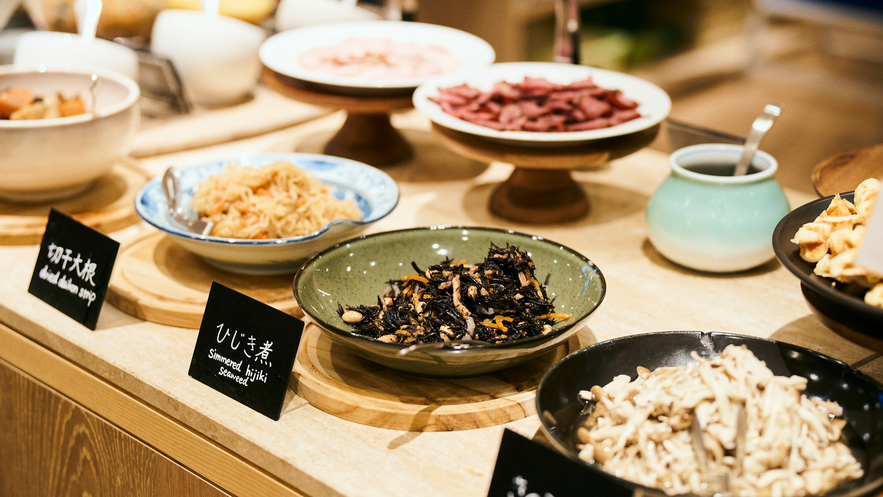 和食も豊富にご用意