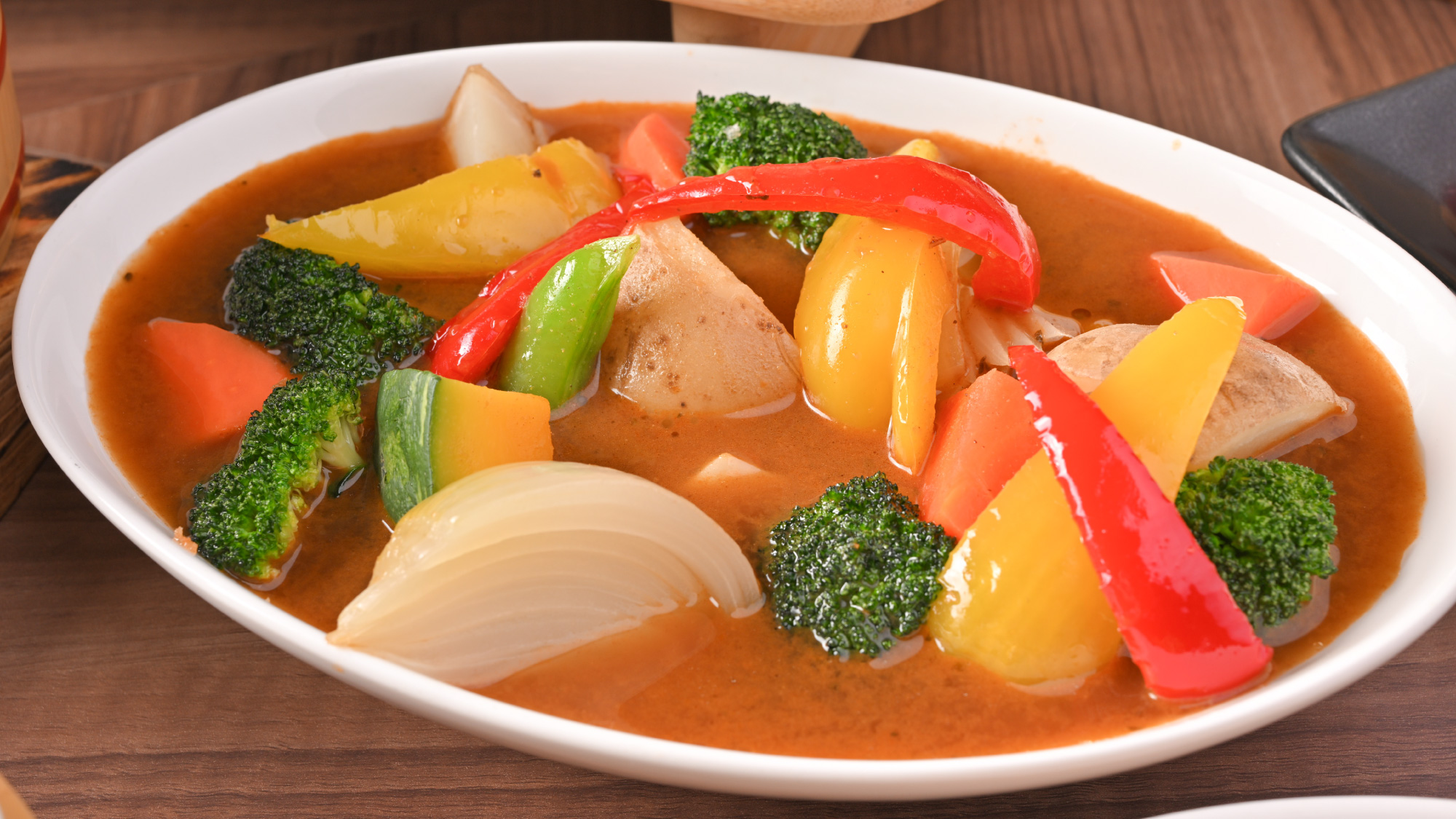 「ザ・ハーバー」ディナービュッフェ 北海道の有名店「GARAKU」監修スープカレー