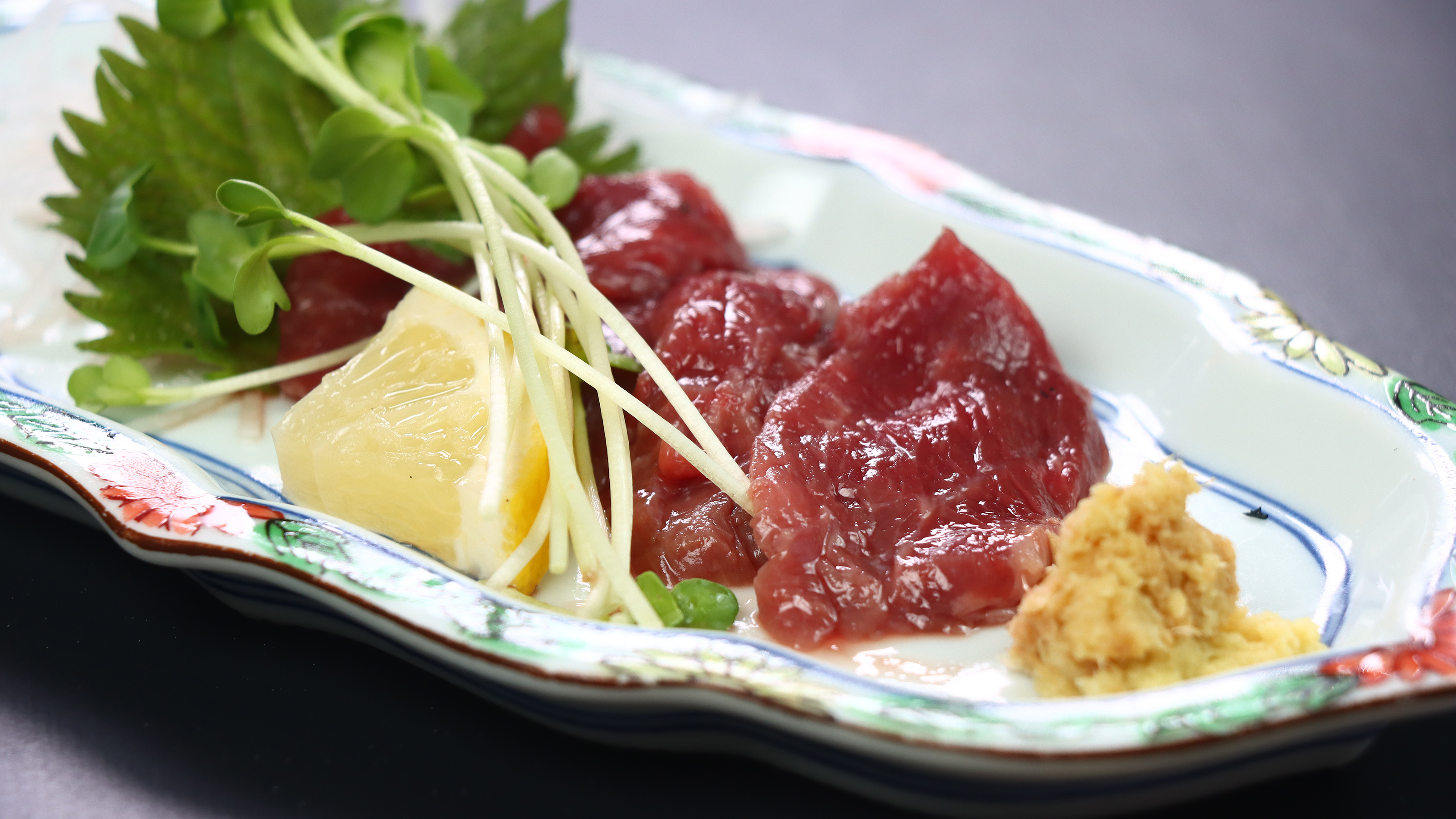 信州名物の馬刺し