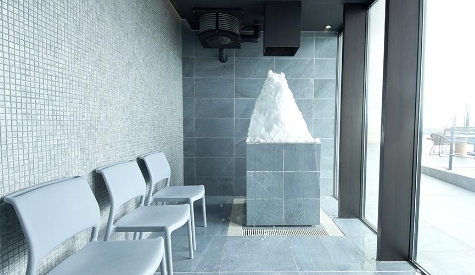 【スペシャルオファー】間際でもお得にホテルステイ！屋内外プール等の館内施設も利用可（食事なし）
