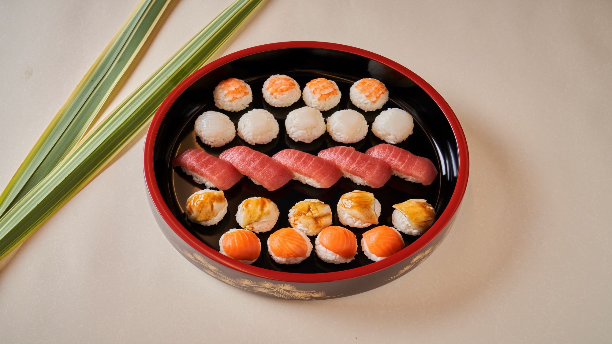 年末年始は沖縄で！イヤーエンド＆ニューイヤーディナーブッフェ付宿泊プラン（スーペリア、夕朝食付）