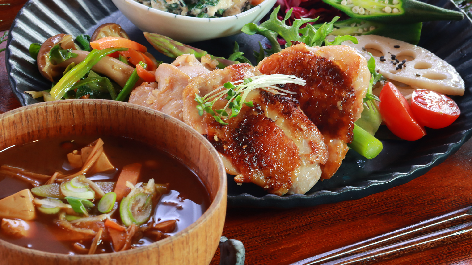 【お料理】 夕食  農家定食の一例 (信州福味鶏の麹づけソテー）