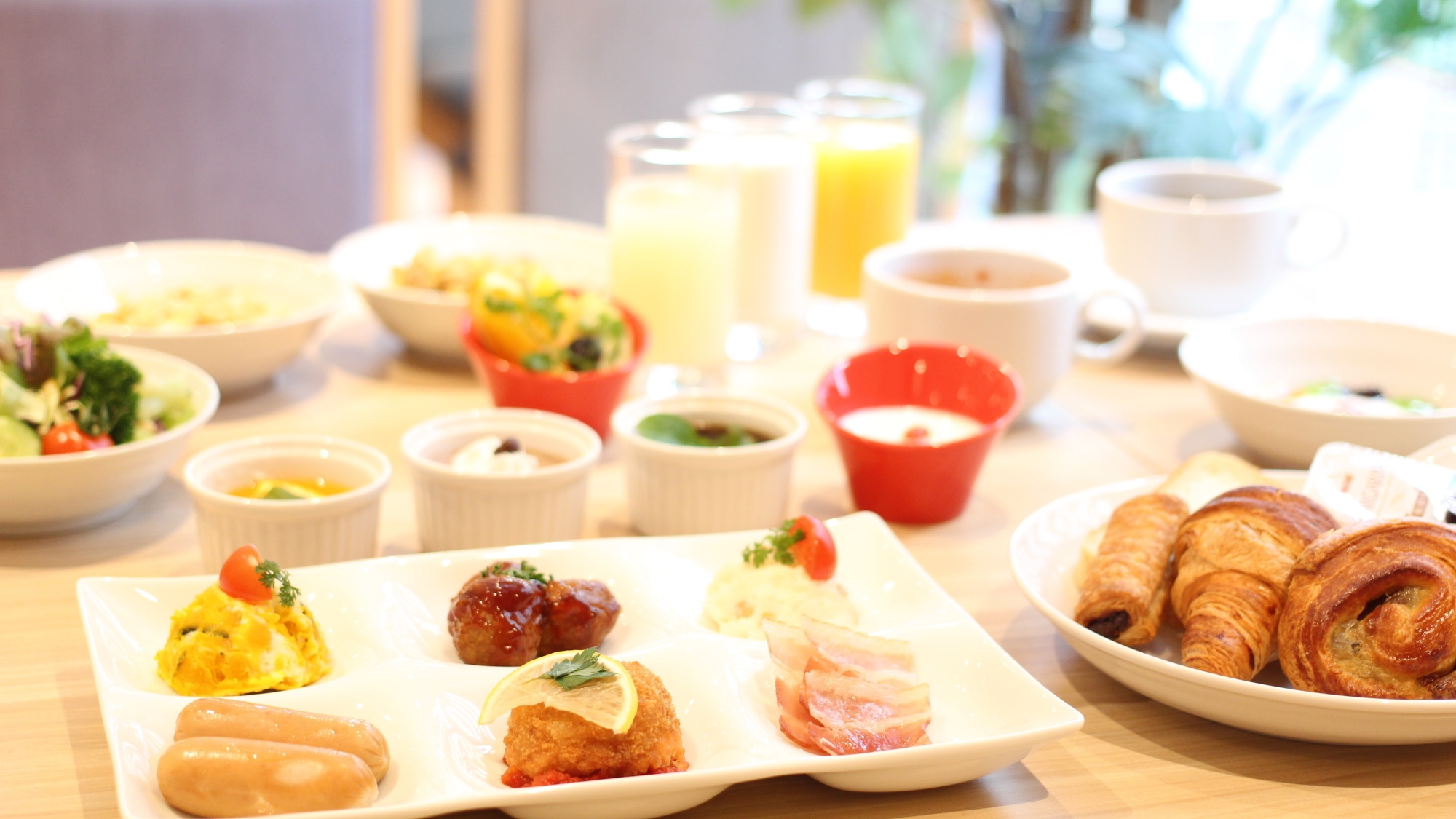【 KOKOでのんびり 】 12：00チェックアウトプラン / 朝食付き