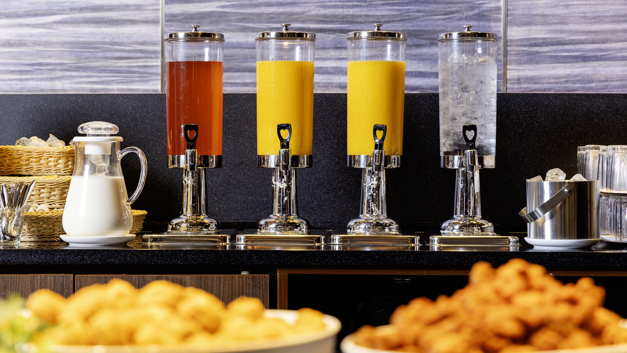 朝食ビュッフェ