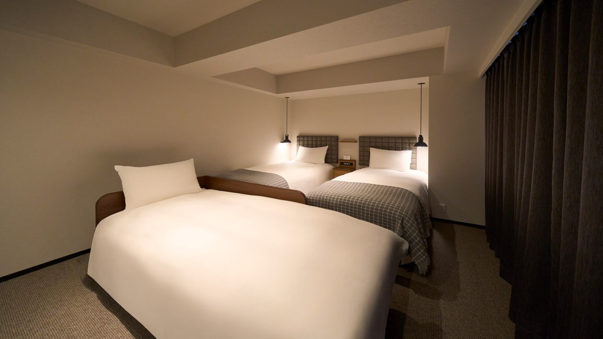 ■トリプル■22㎡・100㎝ベッド&times;2台＋ソファベッド