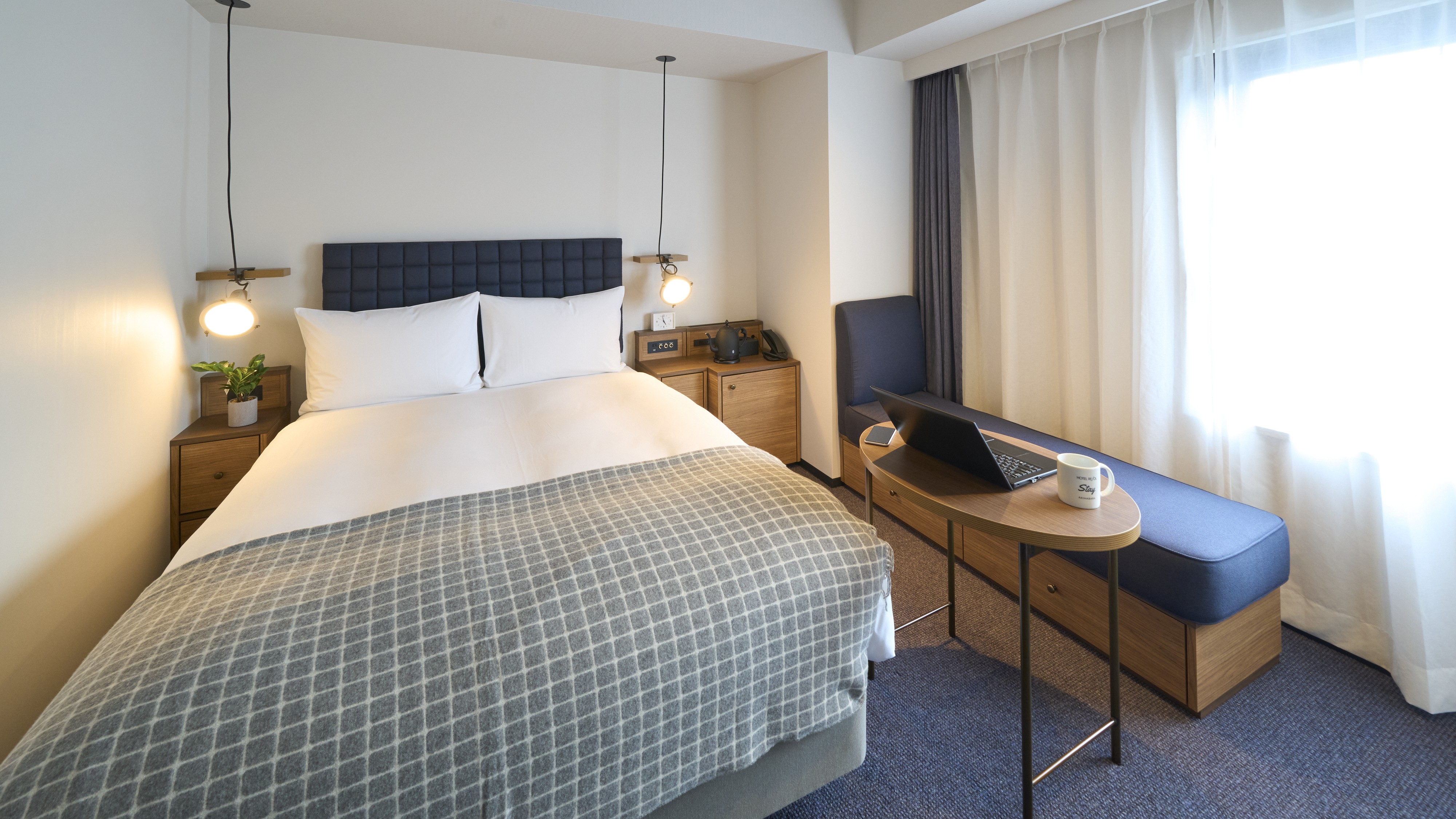 モダレットC　18㎡　ベッド幅140cm