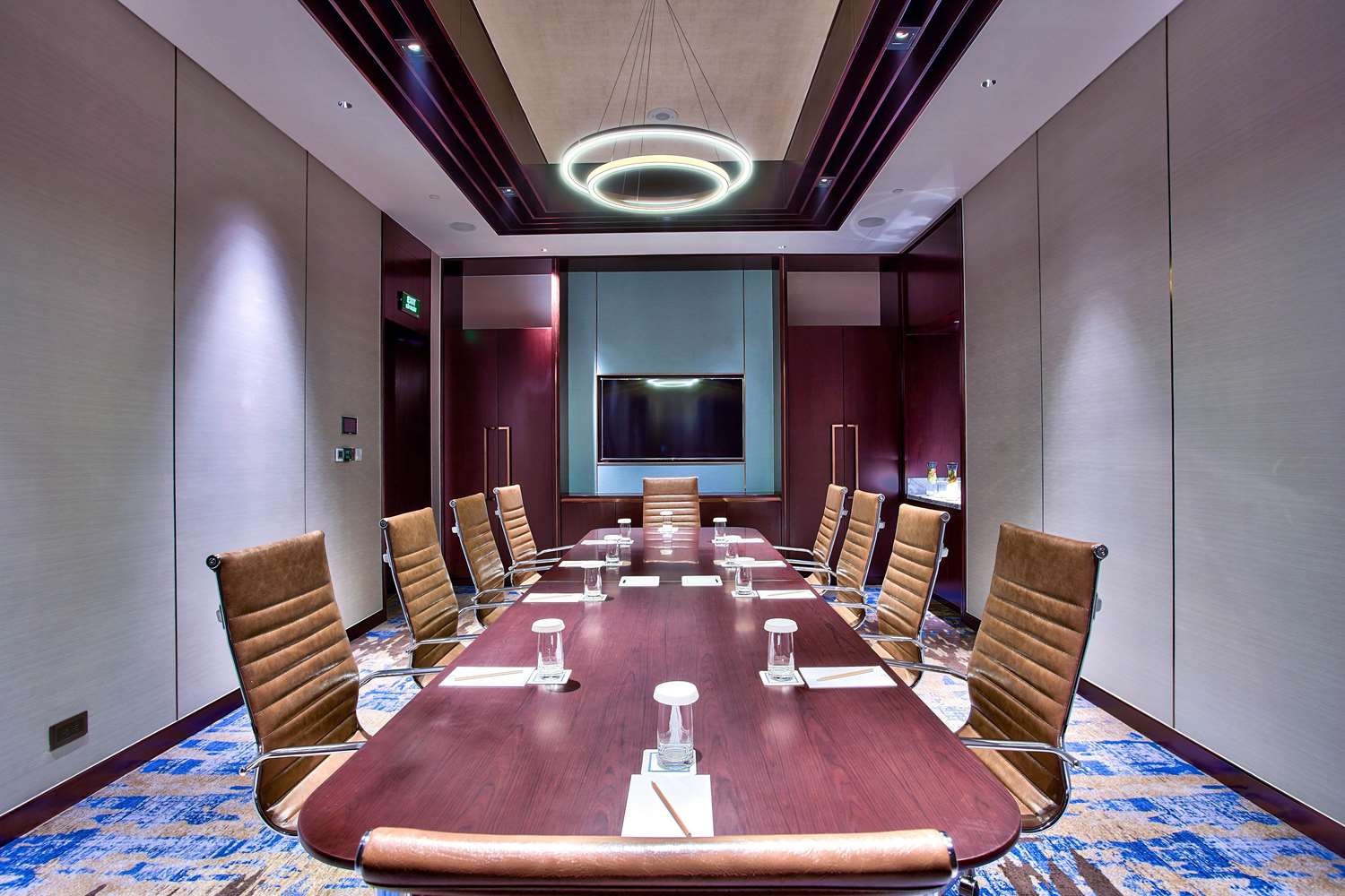 Meeting Room_67838463_XXL.jpg